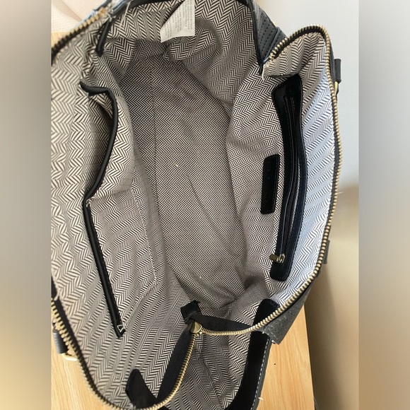 Steve Madden larger Black and gold Tote Bag - Picture 5 of 7